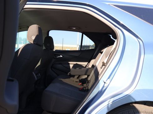Used 2024 Chevrolet Equinox LT FWD image 33