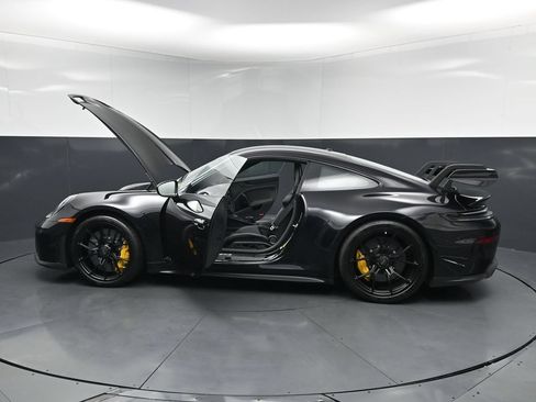 Certified 2026 Porsche 911 GT3 w/ Chrono Package RWD image 35