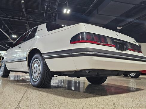 Used 1988 Ford Thunderbird image 31