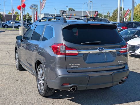 Used 2022 Subaru Ascent Limited w/ Technology Package AWD/4WD image 9