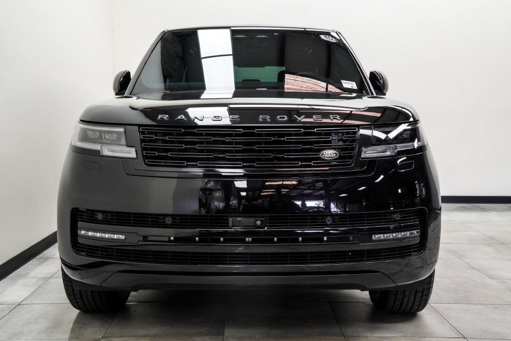 Used 2024 Land Rover Range Rover SE AWD/4WD image 6