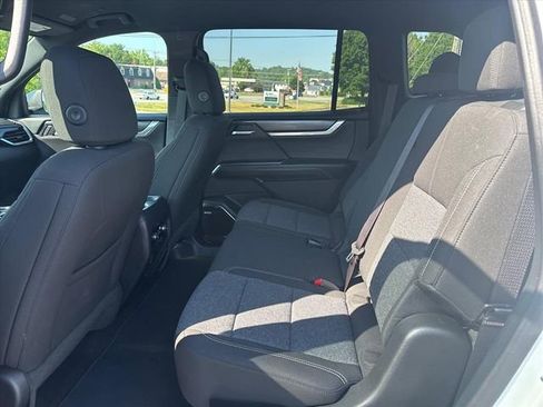 Used 2026 GMC Acadia Elevation AWD/4WD image 18