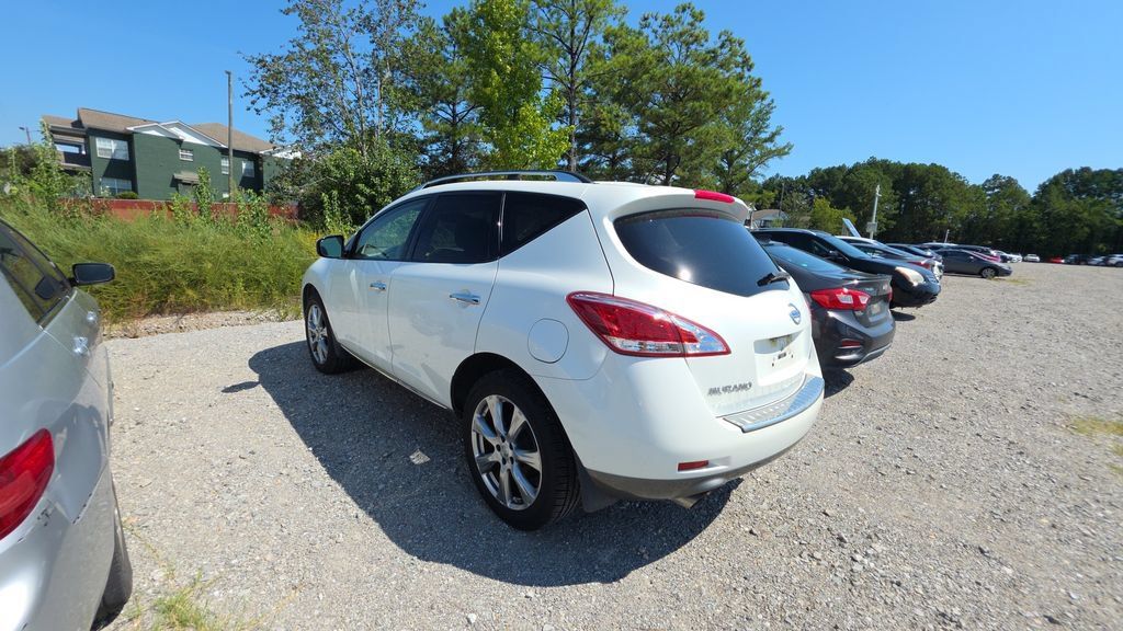 Used 2014 Nissan Murano LE w/ Platinum Edition Package FWD image 4