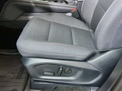 Used 2026 Ford Explorer Active AWD/4WD image 24