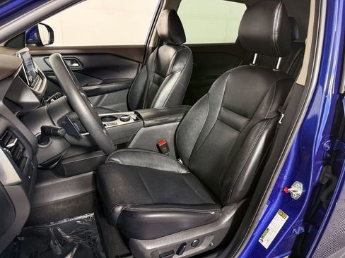 Certified 2021 Nissan Rogue SV AWD/4WD image 16