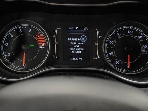 Certified 2021 Jeep Cherokee Latitude Lux AWD/4WD image 4