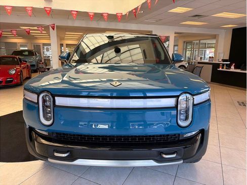 Used 2023 Rivian R1S Launch Edition AWD/4WD image 2