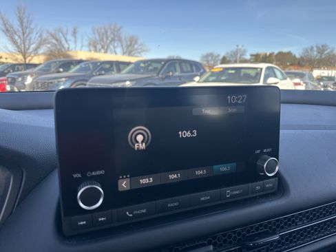 Certified 2023 Honda HR-V LX image 25