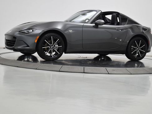New 2026 MAZDA MX-5 Miata RF Grand Touring w/ Appearance Package RWD image 16