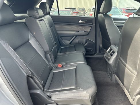 Used 2021 Volkswagen Atlas Cross Sport SEL R-Line image 25