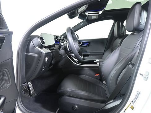 Used 2026 Mercedes-Benz C 300 4MATIC Sedan image 3