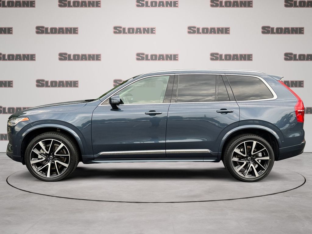 Used 2024 Volvo XC90 B6 Plus w/ Protection Package AWD/4WD image 2