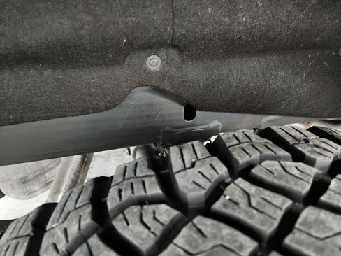 Used 2024 GMC Sierra 1500 AT4X image 31