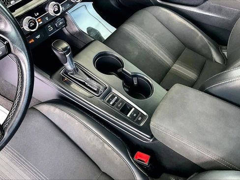 Used 2023 Honda Civic Sport image 15