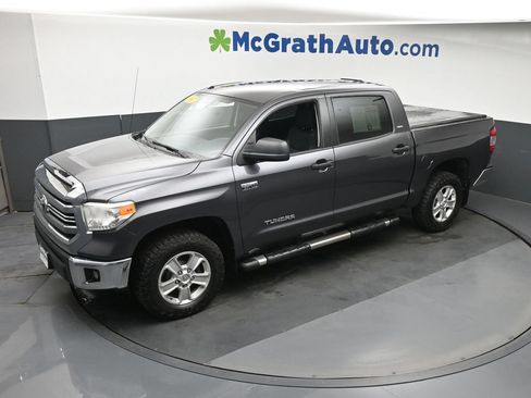 Used 2017 Toyota Tundra SR5 w/ SR5 Upgrade Package AWD/4WD image 22