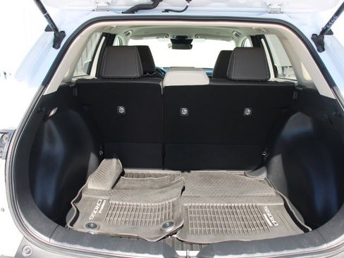 Certified 2023 Toyota Corolla Cross XLE image 15