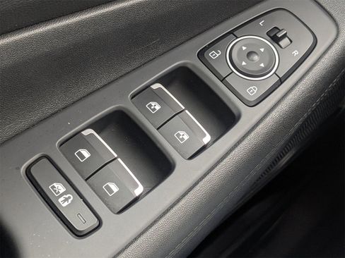 Used 2023 Hyundai Santa Fe SEL image 24