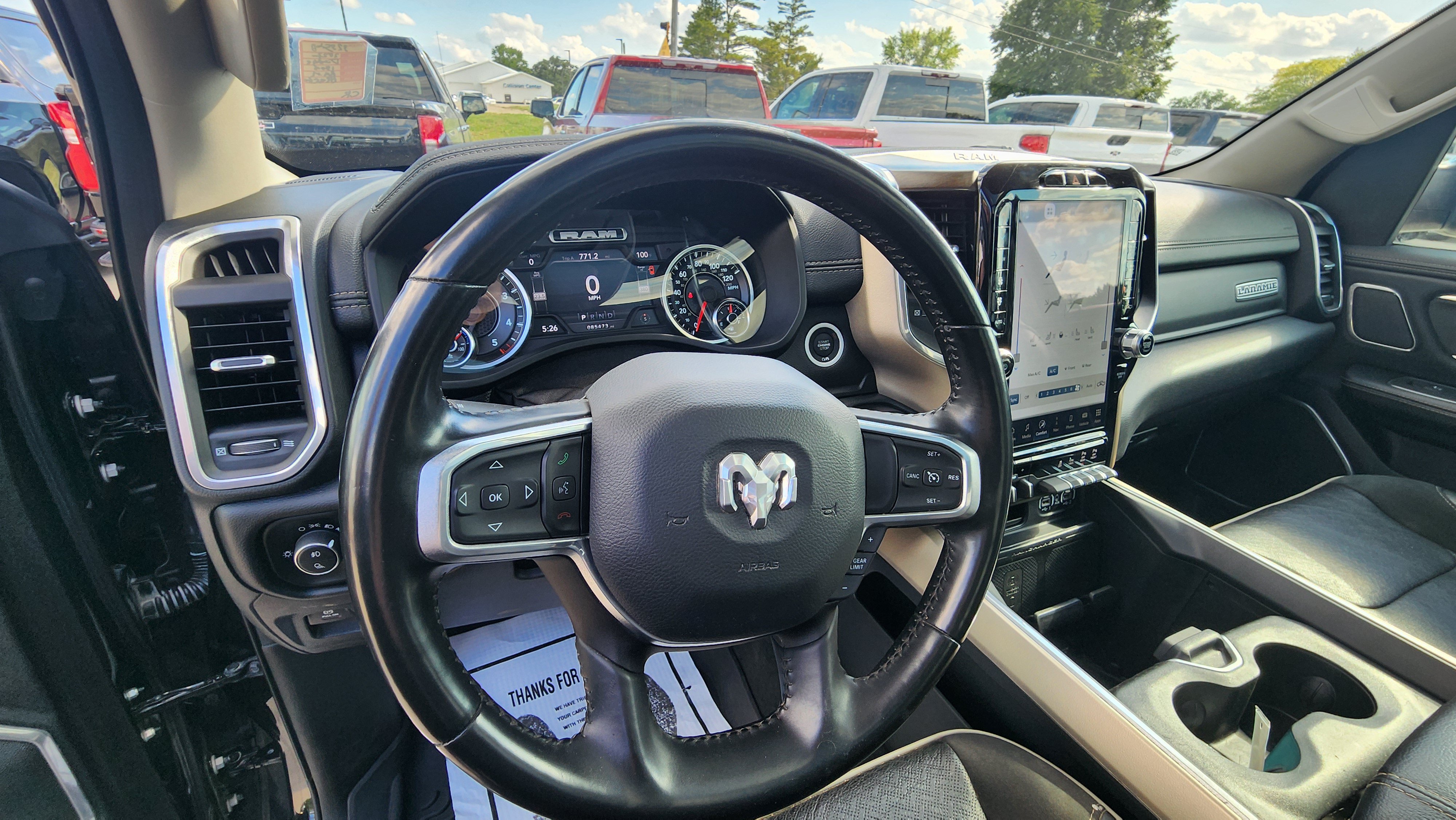 Used 2022 RAM 1500 Laramie AWD/4WD image 13