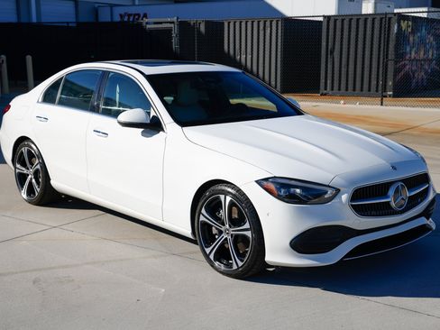 Used 2024 Mercedes-Benz C 300 Sedan image 20