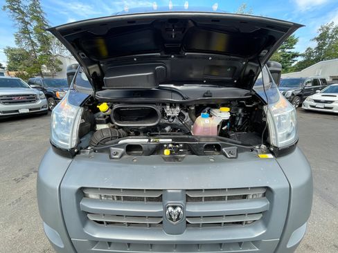 Used 2018 RAM ProMaster 2500 w/ Interior Convenience Group FWD image 24