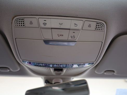 Used 2019 Mercedes-Benz C 300 4MATIC Sedan image 33