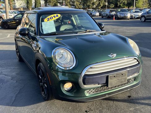 Used 2014 MINI Cooper 2-Door Hardtop image 1