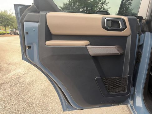 Used 2023 Ford Bronco Wildtrak AWD/4WD image 27