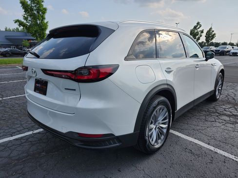 Used 2024 MAZDA CX-90 Plug-In Hybrid w/ Preferred AWD/4WD image 17