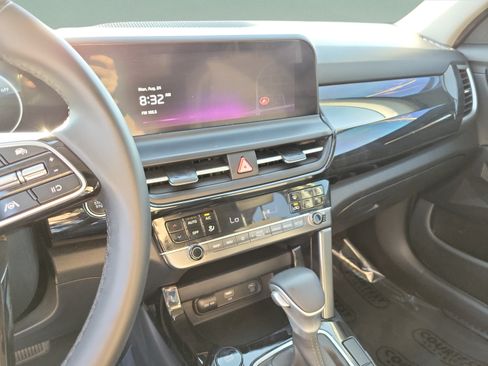 Certified 2024 Kia Seltos S FWD image 25