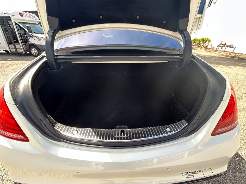 Used 2015 Mercedes-Benz S 550 Sedan image 27