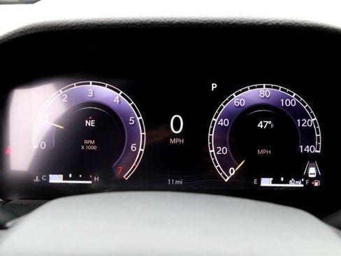 New 2025 Jeep Grand Cherokee L Laredo image 12