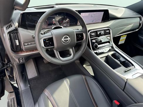 New 2025 Nissan Armada SL image 9