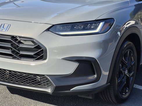 Certified 2025 Honda HR-V Sport image 7