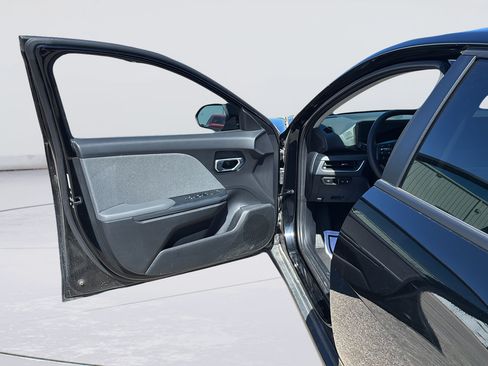 Certified 2025 Kia K4 EX FWD image 11