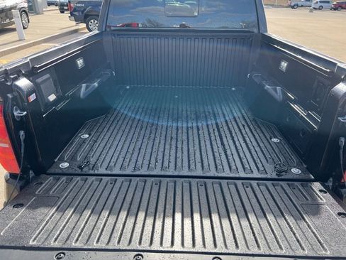 Used 2025 Toyota Tacoma TRD Pro image 5