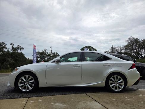 Used 2016 Lexus IS 200t image 8