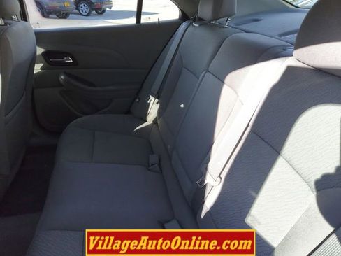 Used 2013 Chevrolet Malibu LS image 23