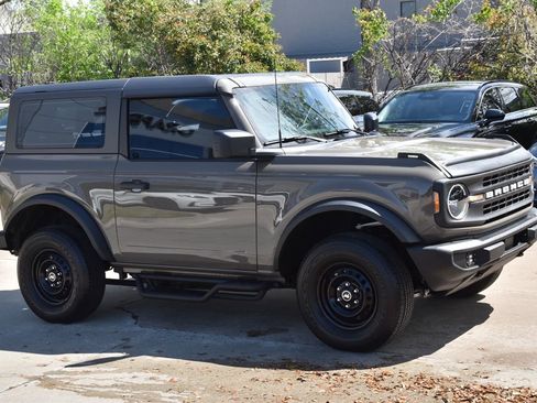 Used 2025 Ford Bronco 2-Door AWD/4WD image 5
