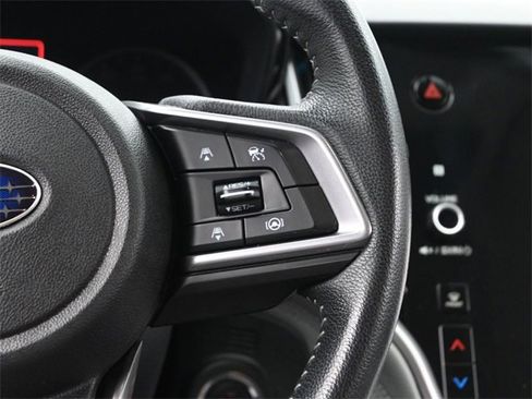 Used 2020 Subaru Outback Premium image 29