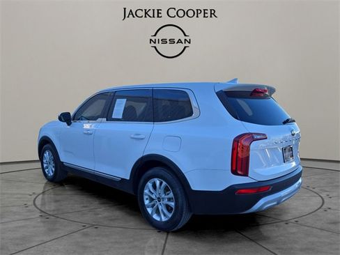Used 2020 Kia Telluride LX image 3