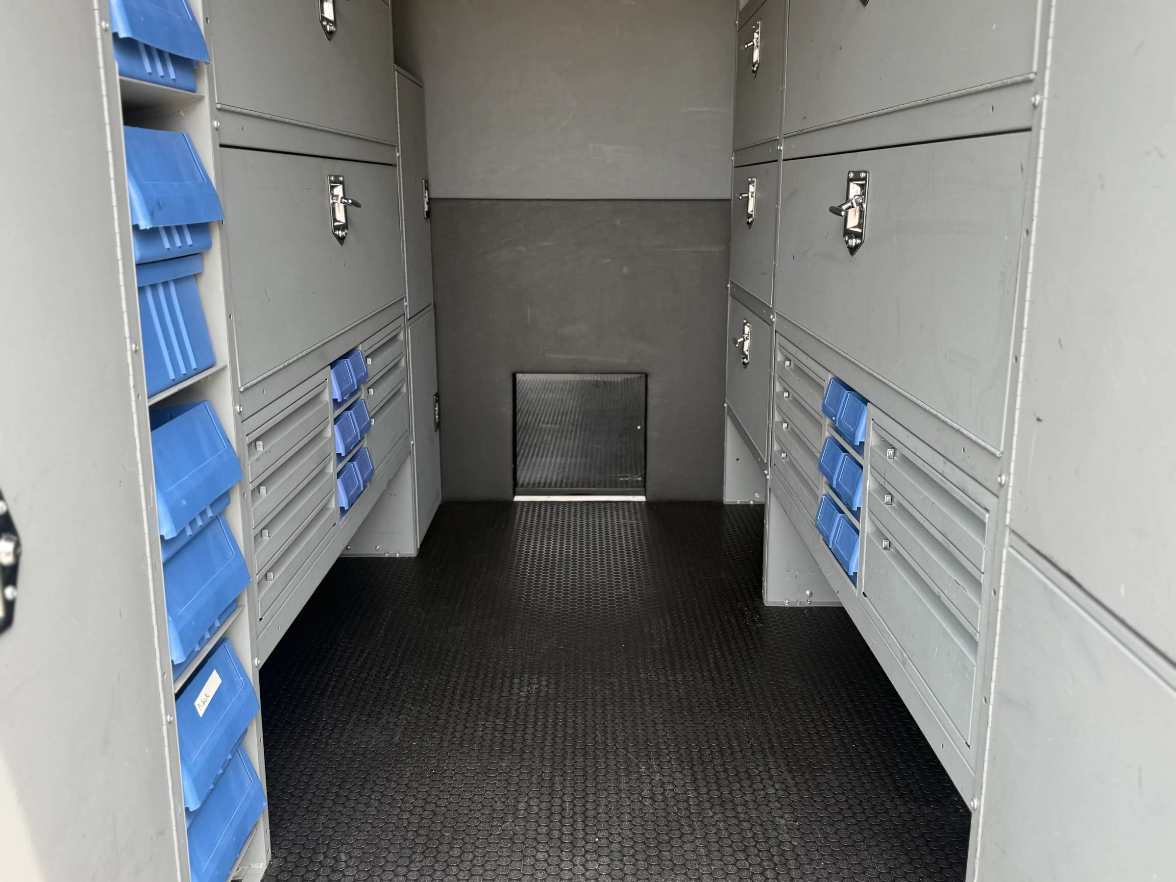 Used 2020 Mercedes-Benz Sprinter 2500 image 13