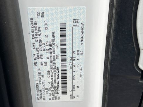 Used 2023 Ford E-Transit Medium Roof w/ Load Area Protection Package image 29