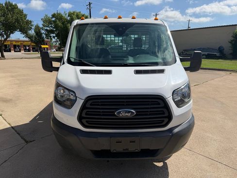 Used 2018 Ford Transit 250 138 RWD image 8