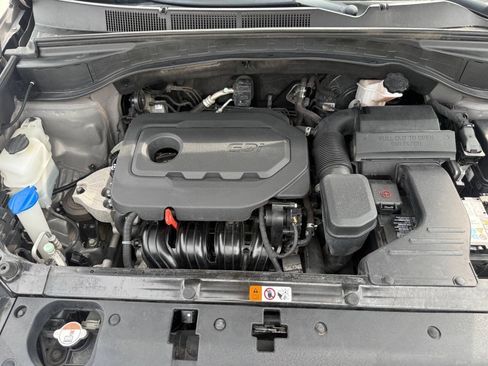 Used 2018 Hyundai Santa Fe Sport w/ Cargo Package FWD image 30