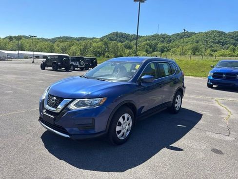Used 2020 Nissan Rogue S FWD image 4