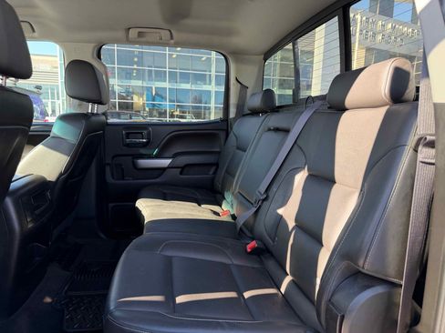 Used 2015 Chevrolet Silverado 2500 LTZ w/ LTZ Plus Package image 27