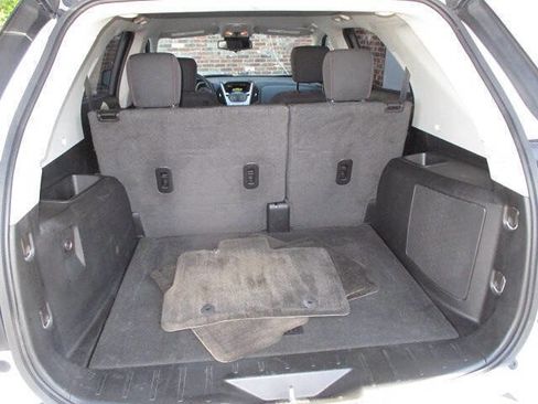 Used 2017 Chevrolet Equinox LS AWD/4WD image 27