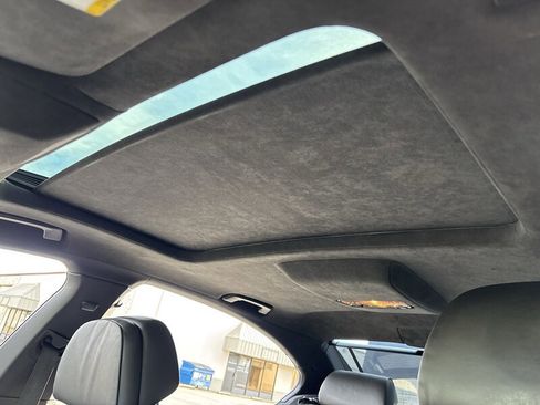 Used 2015 BMW 750i image 27