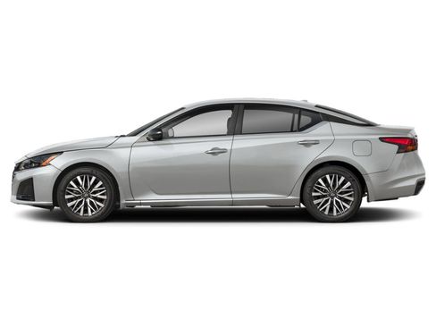 Used 2025 Nissan Altima 2.5 SV image 3