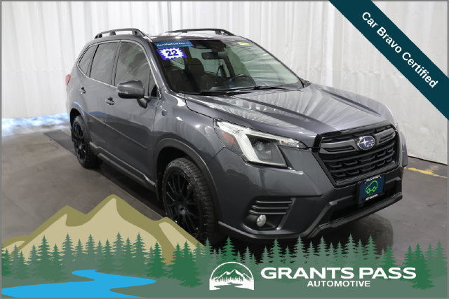 Used 2022 Subaru Forester Limited AWD/4WD image 1
